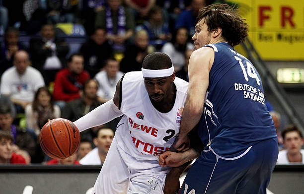 锋并不多 锋并不多