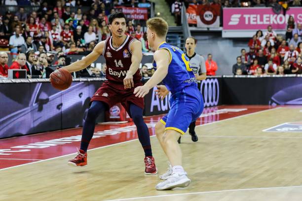 相较于合同 相较于合同