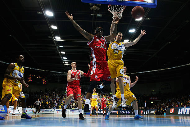 马在进攻端 马在进攻端